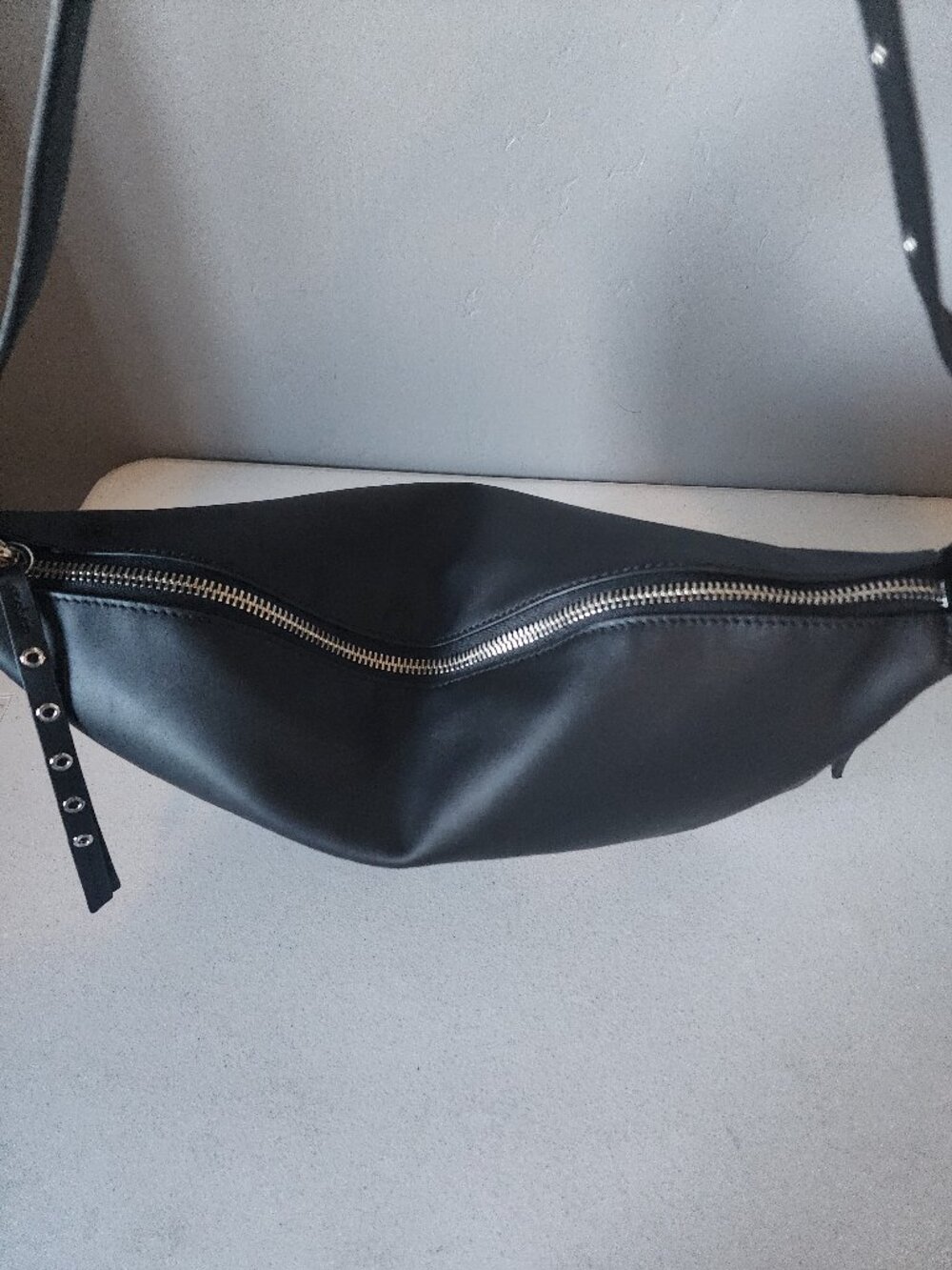 Phillip Lim Large Shoulder "LIKE NEW" - Picture 11 of 16